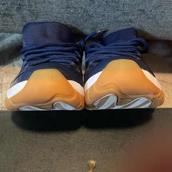 Air Jordan 11 Retro Low-Top Sneakers - Picture 5 of 10